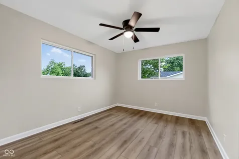 21 Blairsden Avenue Carmel IN 46032