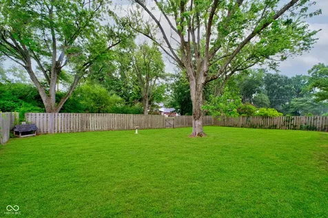 21 Blairsden Avenue Carmel IN 46032