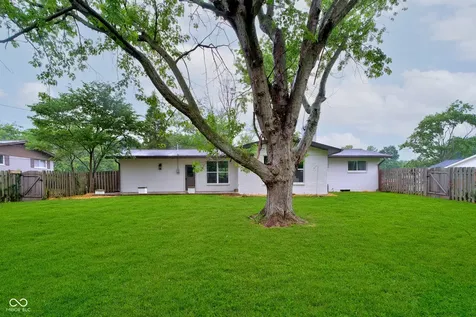 21 Blairsden Avenue Carmel IN 46032
