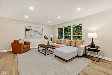21 Blairsden Avenue Carmel IN 46032