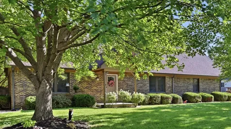 7608 W Mockingbird Court Fairland IN 46126