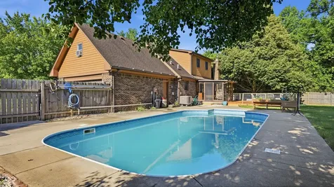 7608 W Mockingbird Court Fairland IN 46126