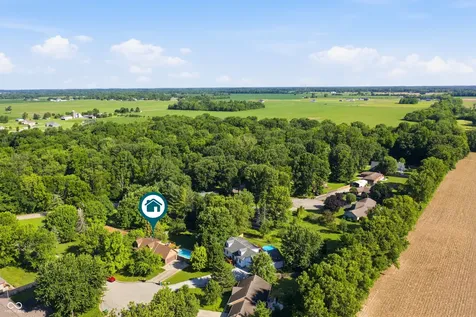 7608 W Mockingbird Court Fairland IN 46126