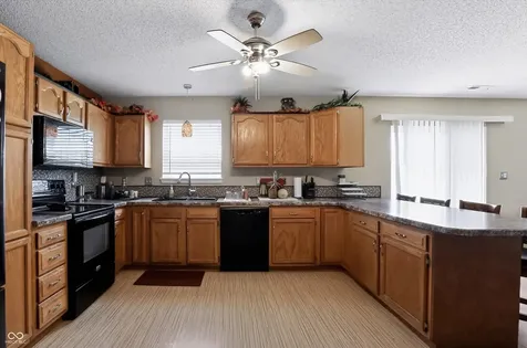 9625 Treyburn Lakes Drive Indianapolis IN 46239