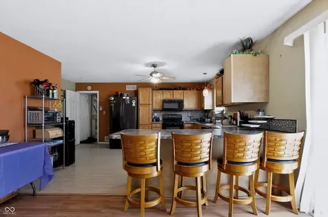 9625 Treyburn Lakes Drive Indianapolis IN 46239