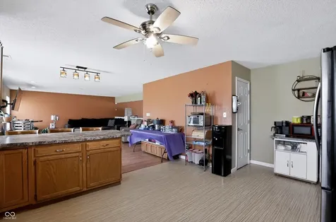 9625 Treyburn Lakes Drive Indianapolis IN 46239