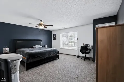 9625 Treyburn Lakes Drive Indianapolis IN 46239