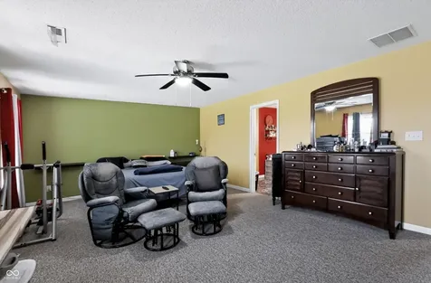 9625 Treyburn Lakes Drive Indianapolis IN 46239