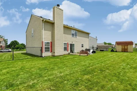 9625 Treyburn Lakes Drive Indianapolis IN 46239