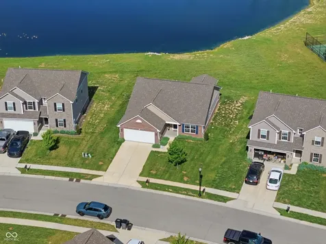 571 Freedom Drive Pittsboro IN 46167