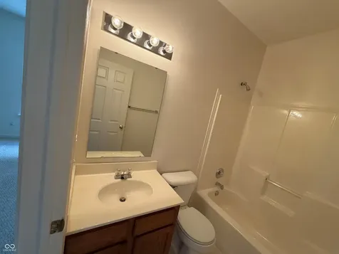 5506 Wilder Way Indianapolis IN 46216