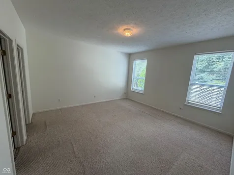 5506 Wilder Way Indianapolis IN 46216