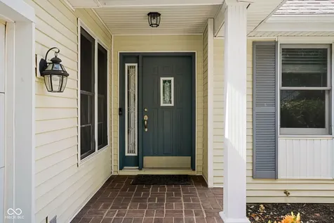 5902 Kennesaw Trail Columbus IN 47203