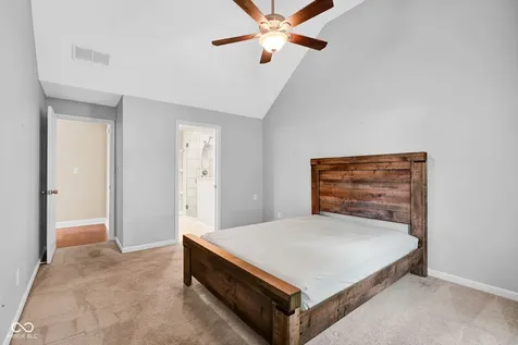 5902 Kennesaw Trail Columbus IN 47203