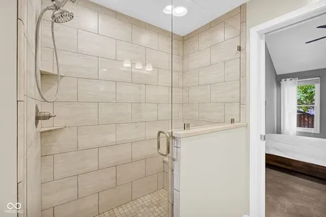 5902 Kennesaw Trail Columbus IN 47203