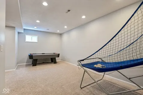 11799 Kittery Fishers IN 46037