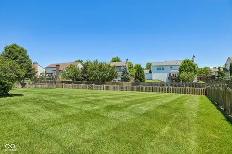 11799 Kittery Fishers IN 46037