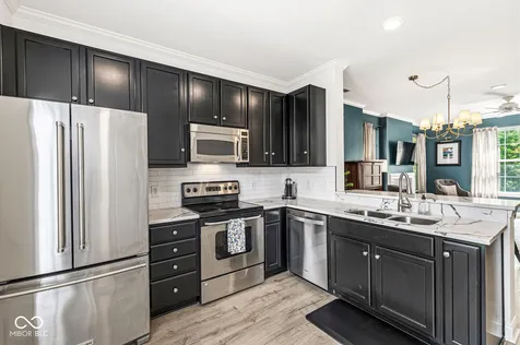 6664 Cornell Avenue Indianapolis IN 46220