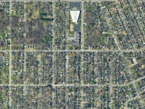1866 N Brookfield South Bend IN 46628