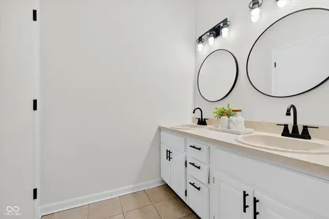 2522 Spring Hill Court Indianapolis IN 46268