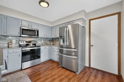 895 Cypress W Greenwood IN 46143