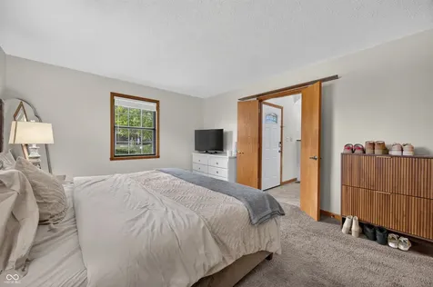 895 Cypress W Greenwood IN 46143