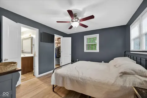 39 Lincoln Coatesville IN 46121