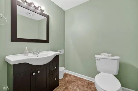 39 Lincoln Coatesville IN 46121