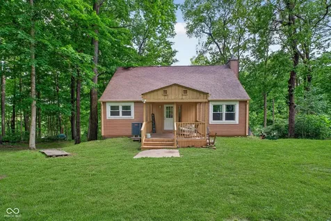 39 Lincoln Coatesville IN 46121