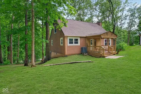 39 Lincoln Coatesville IN 46121