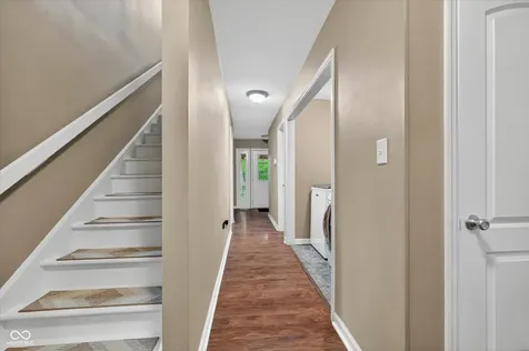 39 Lincoln Coatesville IN 46121
