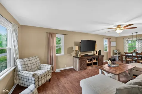 39 Lincoln Coatesville IN 46121