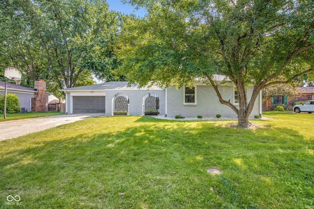 210 Ironwood Noblesville IN 46062