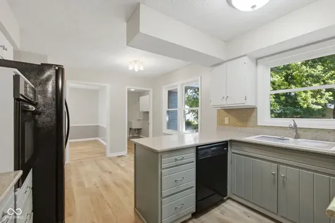 210 Ironwood Noblesville IN 46062