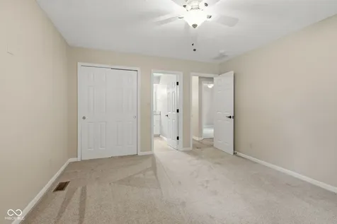 210 Ironwood Noblesville IN 46062