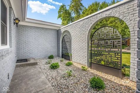 210 Ironwood Noblesville IN 46062