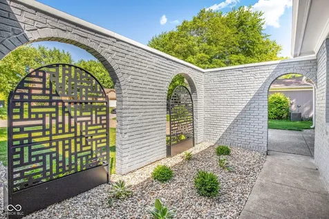 210 Ironwood Noblesville IN 46062