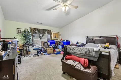 7807 Fox Glen Indianapolis IN 46239