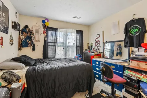 7807 Fox Glen Indianapolis IN 46239