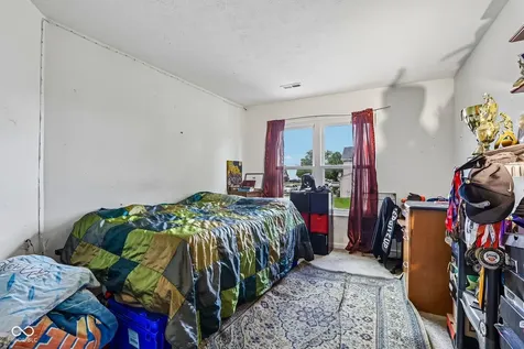 7807 Fox Glen Indianapolis IN 46239
