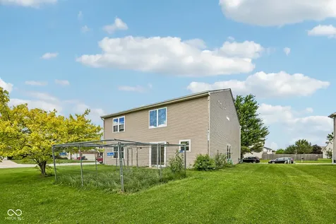 7807 Fox Glen Indianapolis IN 46239