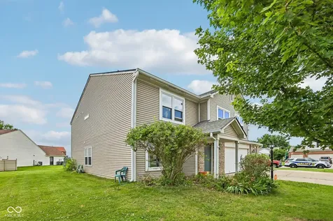 7807 Fox Glen Indianapolis IN 46239