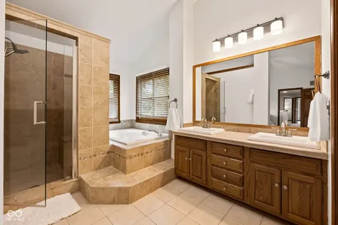 11620 Victoria Court Carmel IN 46033
