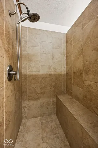 11620 Victoria Court Carmel IN 46033
