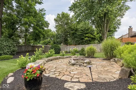 11620 Victoria Court Carmel IN 46033