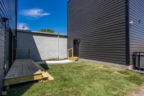 1344 Deloss Street Indianapolis IN 46203