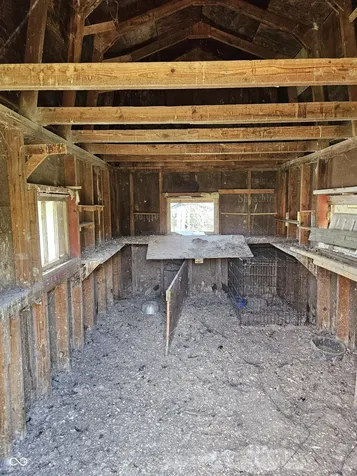 10731 Newport Road Bowling Green IN 47833