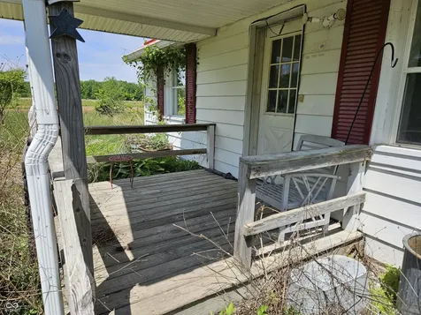 10731 Newport Road Bowling Green IN 47833