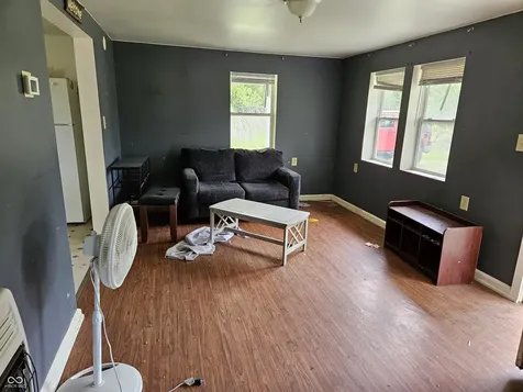 10731 Newport Road Bowling Green IN 47833