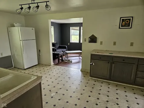 10731 Newport Road Bowling Green IN 47833
